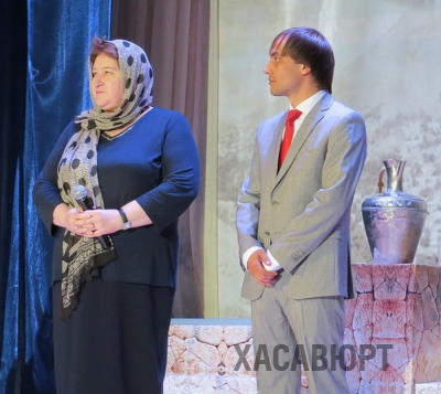 Республиканские торжества по случаю 95-летия со дня рождения Расула Гамзатова открылись литературным праздником в Хасавюрте