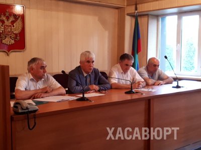 В Хасавюрте врио министра финансов провел личный прием граждан