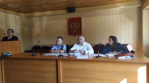 Заседание комиссии по делам несовершеннолетних состоялось в администрации Хасавюрта