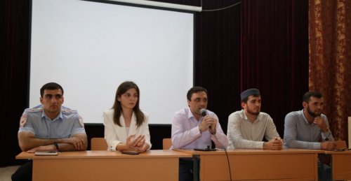 В Хасавюрте продолжает свою работу межведомственная лекторская группа