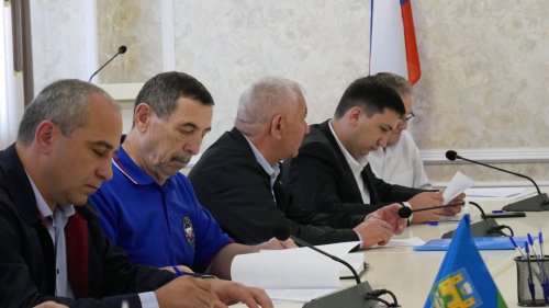 Совещание руководителей состоялось в администрации Хасавюрта