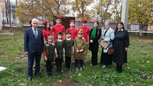 В Хасавюрте прошла общероссийская акция "Дерево-памяти"