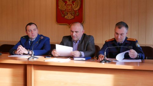 В Хасавюрте прошло первое в 2020 году совещание комиссии по делам несовершеннолетних