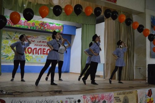 В Хасавюрте завершился городской конкурс «Женский батальон»