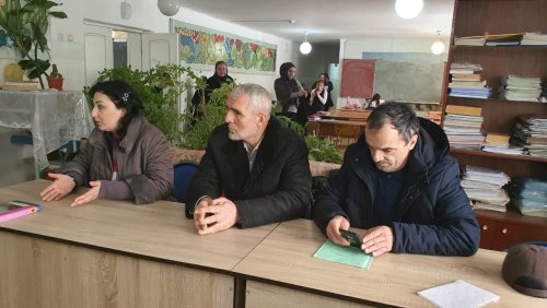 Воспитанникам школы-интернат вручили новогодние подарки