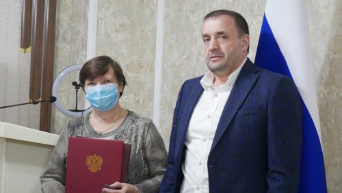 Глава Хасавюрта отметил поощрением представителей избирательных комиссий и членов комиссии по независимой оценке качества