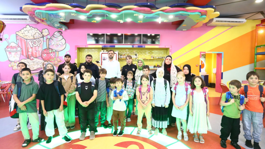 В Хасавюрте состоялась благотворительная акция «Собери ребенка в школу»