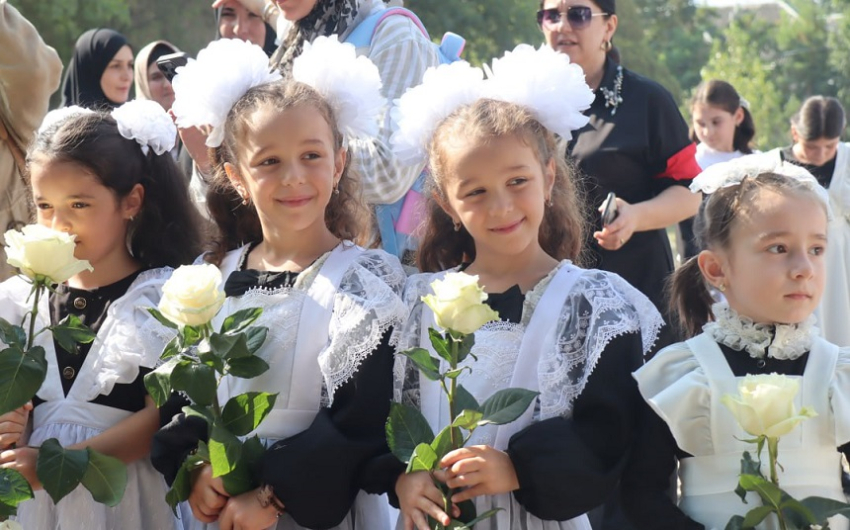 День знаний отметили в Хасавюрте