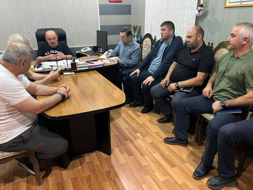 В Хасавюрте прошло совещание оперативного штаба в связи с прогнозируемым ухудшением погодных условий