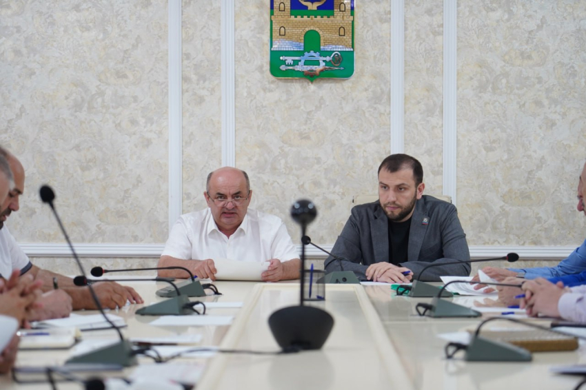 В Администрации Хасавюрта подвели итоги подготовки к осенне-зимнему отопительному сезону