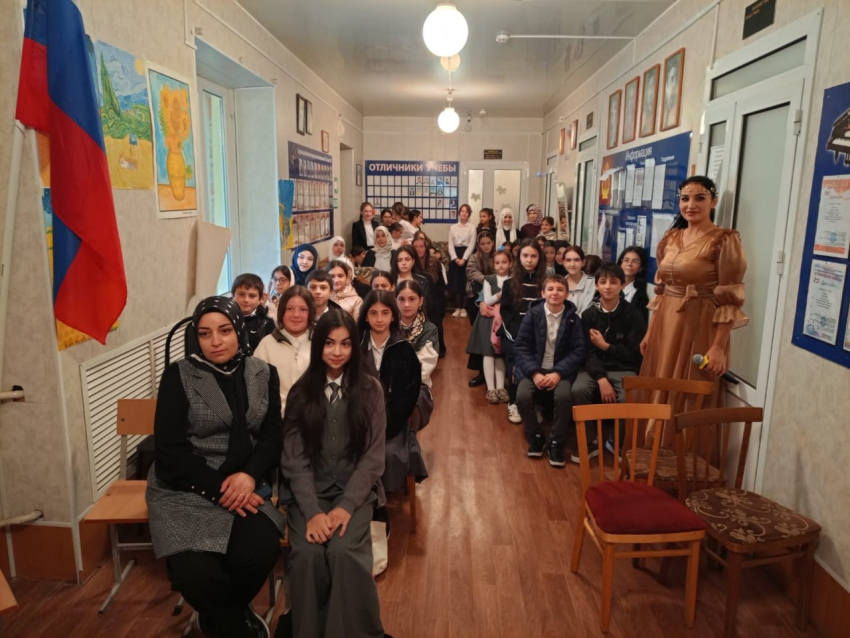 В Хасавюртовской детской школе искусств состоялся концерт «Путешествие по звукам»