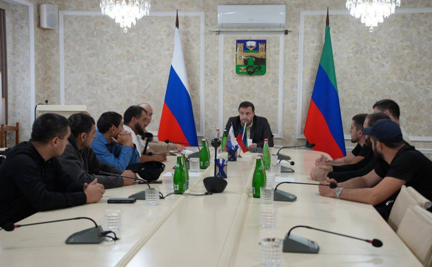 Корголи Корголиев провел встречу с участниками специальной военной операции