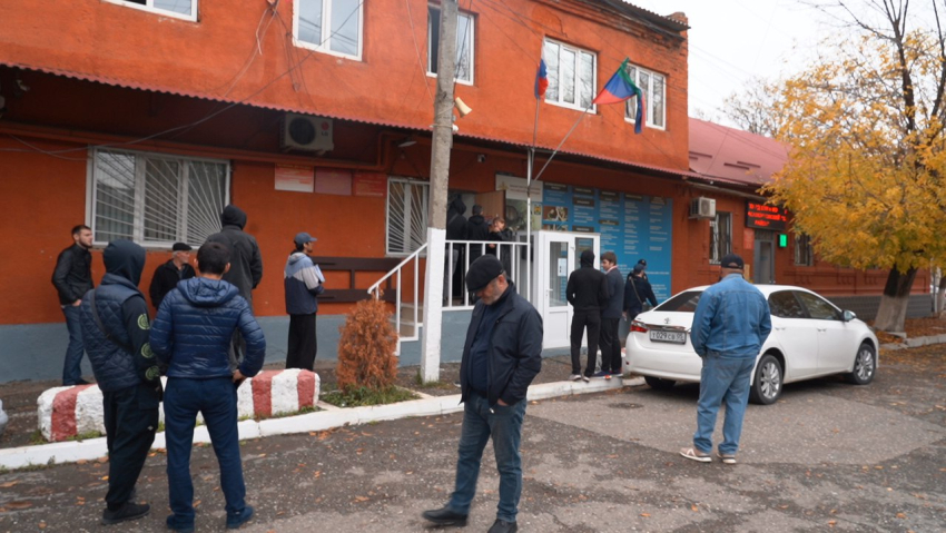 В Хасавюрте продолжается осенняя призывная кампания