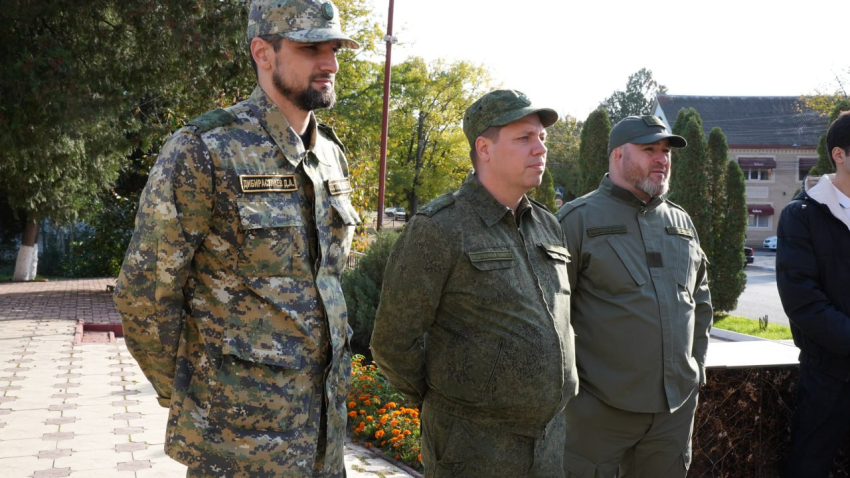 В Хасавюрте почтили память павших защитников Отечества