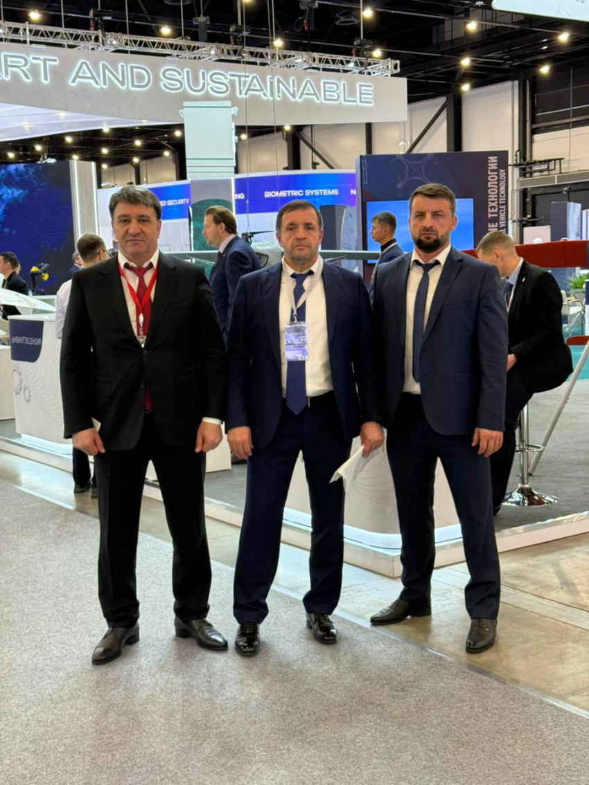 Корголи Корголиев принимает участие в работе Международного Форума в Санкт-Петербурге 