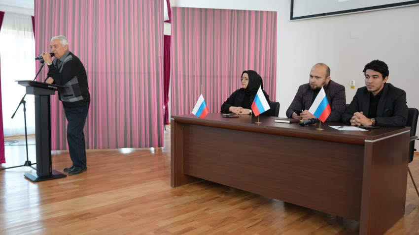 Лекторские группы продолжают просветительскую работу с молодежью Хасавюрта