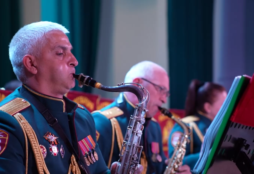 В Хасавюрте состоялась концертная программа акции «Я выбираю мир!»