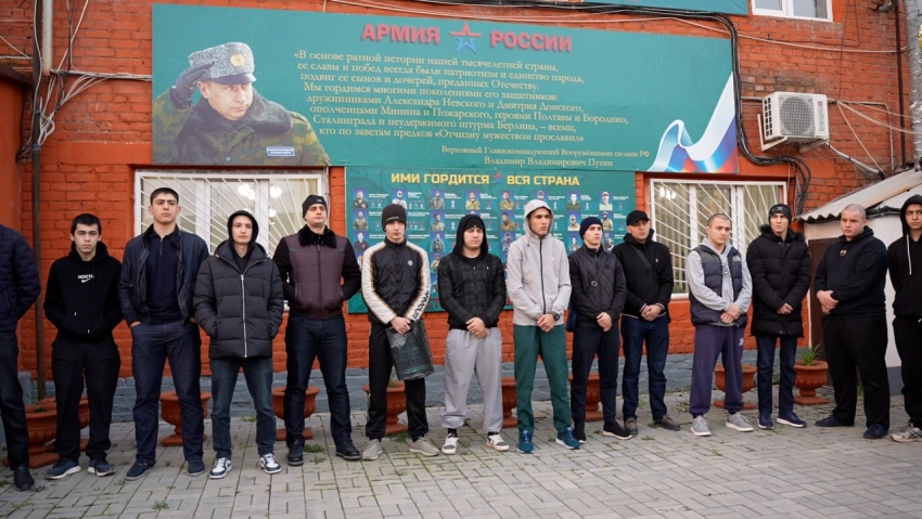 Призывники из Хасавюрта отправились на срочную службу
