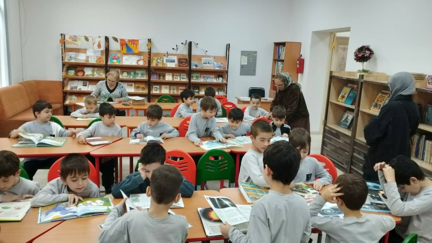 Экскурсия в детскую библиотеку Хасавюрта для учащихся школы «Интеллект»  