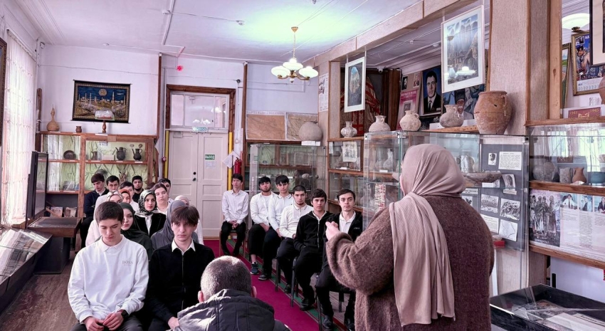 В музее Хасавюрта организовали профилактическую встречу для студентов КИТ