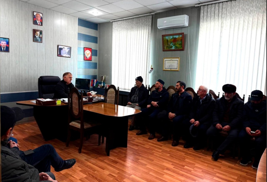 В Хасавюрте состоялось совещание по вопросам обеспечения безопасности на объектах хранения газа