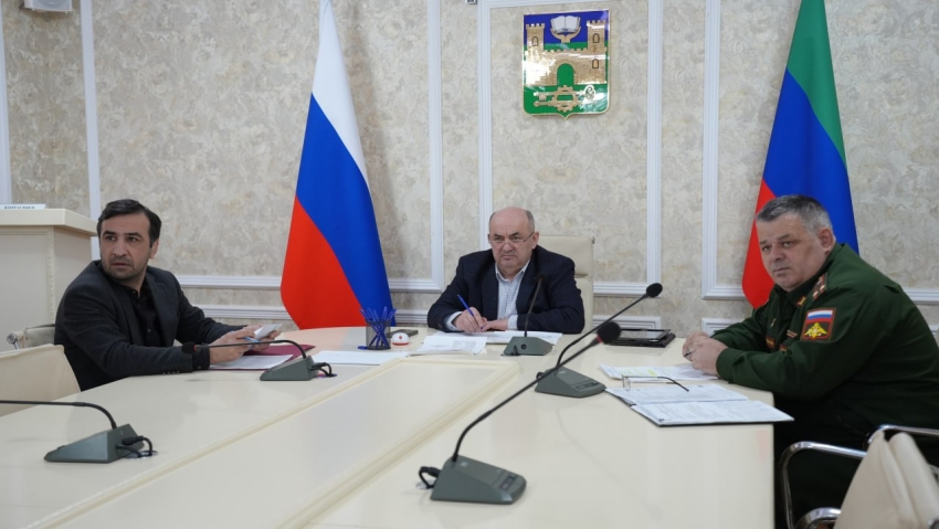 Администрация Хасавюрта приняла участие в заседании Республиканской призывной комиссии и Оперативного штаба РД