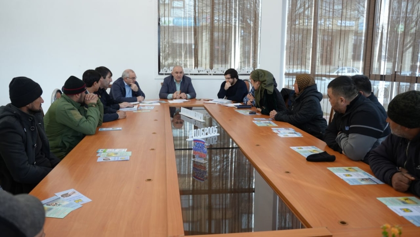 В Хасавюрте состоялась встреча с иностранными гражданами из центральноазиатских стран
