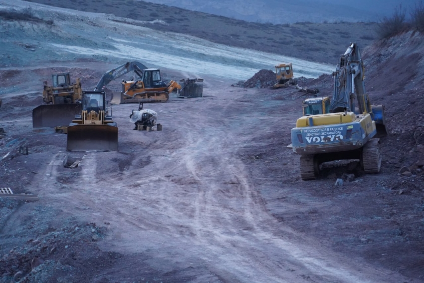 Общественная палата Хасавюрта посетила место строительства дороги «Бузнаса нух»