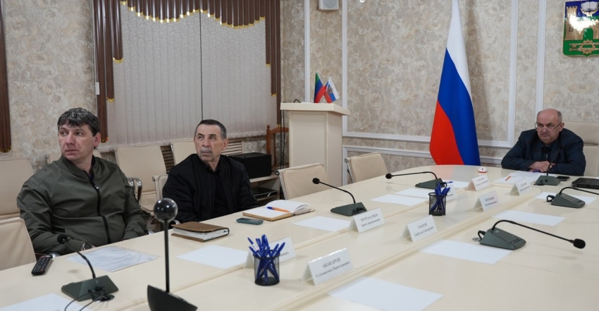 Администрация Хасавюрта приняла участие в совещании по вопросам ликвидации последствий паводков