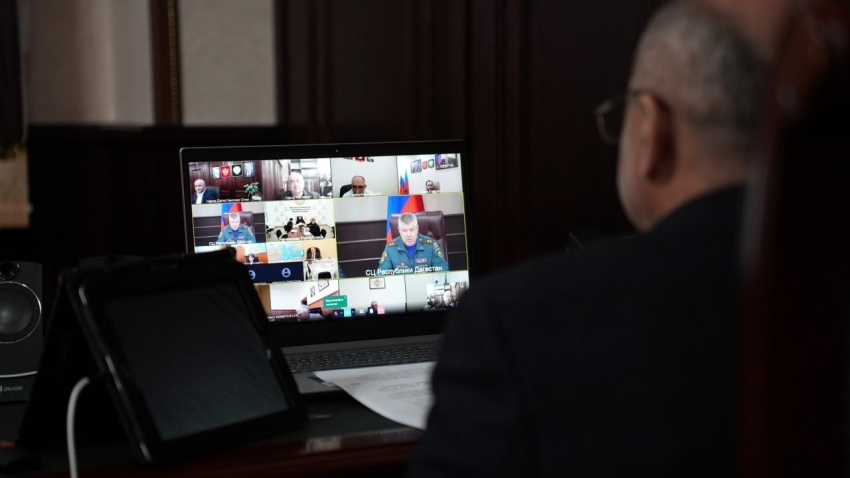 Администрация Хасавюрта приняла участие в очередном совещании по ликвидации последствий паводков в РД