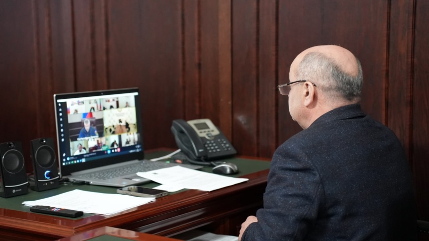 Администрация Хасавюрта приняла участие в совещании по вопросам ликвидации последствий паводков в РД