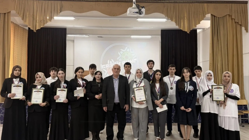 В Хасавюрте провели брейн-ринг по избирательному праву к 95-летию города