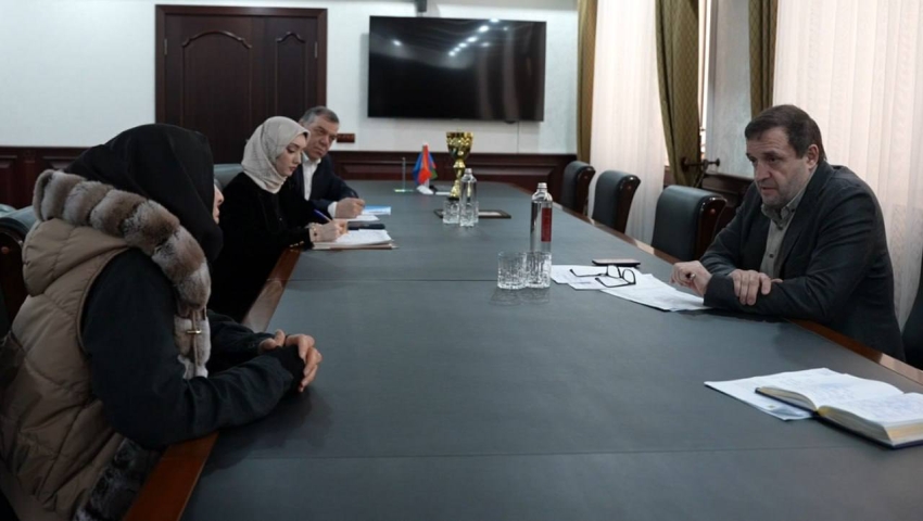 Корголи Корголиев встретился с семьями участников СВО в рамках приема граждан