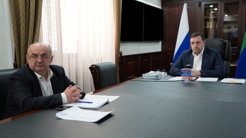 Корголи Корголиев принял участие в заседании Оперативного штаба Правительства РД