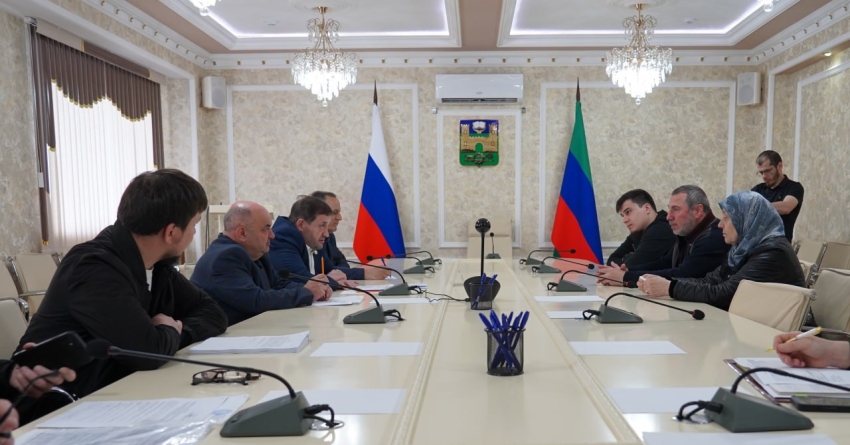 Корголи Корголиев провел прием граждан, пострадавших от паводков