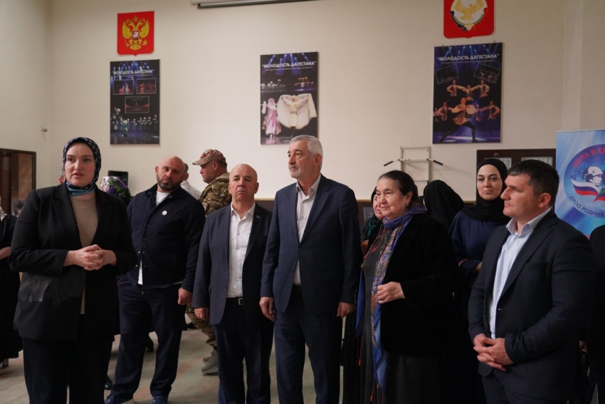 В Хасавюрте состоялась фотовыставка «Дети героев»