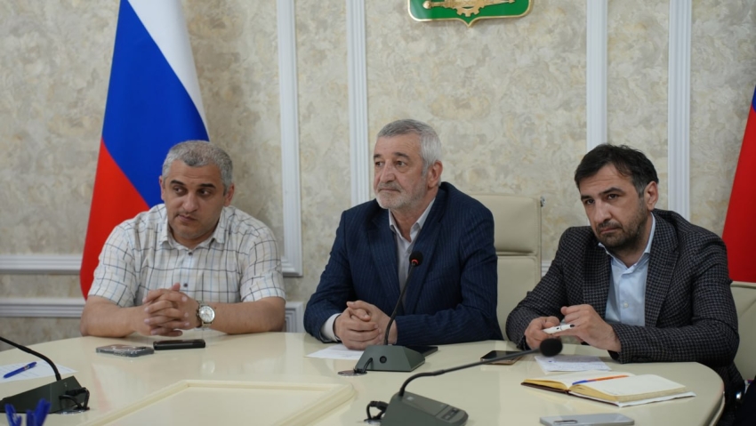 В Хасавюрте заслушали кандидатов на должности руководителей образовательных учреждений