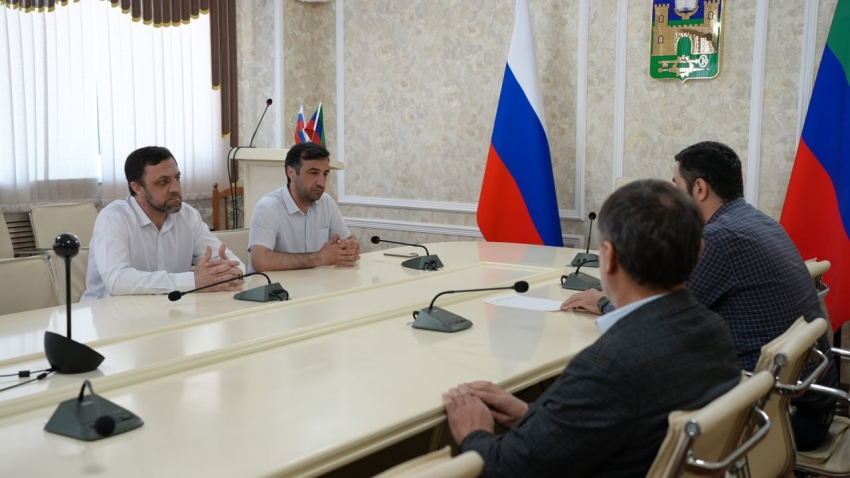 В Хасавюрте состоялось совещание по вопросам недопущения нарушений в границах охранных зон объектов газотранспортной системы
