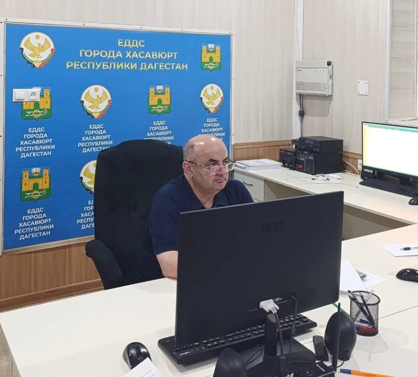Администрация Хасавюрта приняла участие в региональном совещании по вопросам ликвидации последствий паводков в РД