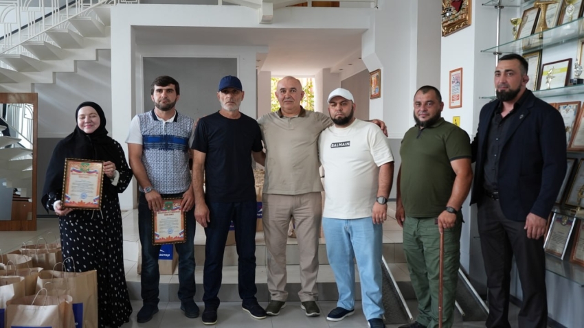 В Хасавюрте прошла благотворительная акция в рамках мероприятий, посвященных Дню Конституции Республики Дагестан