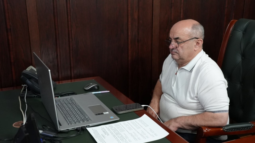 Администрация Хасавюрта приняла участие в совещании по вопросам ликвидации последствий паводков в Дагестане