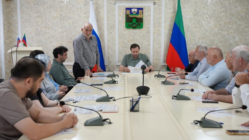 В Хасавюрте проходит информирование избирателей о предстоящих выборах в рамках проекта «ИнформУИК»