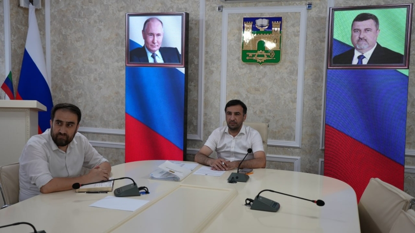 Администрация Хасавюрта приняла участие в заседании рабочей группы по внедрению мессенджера MAX