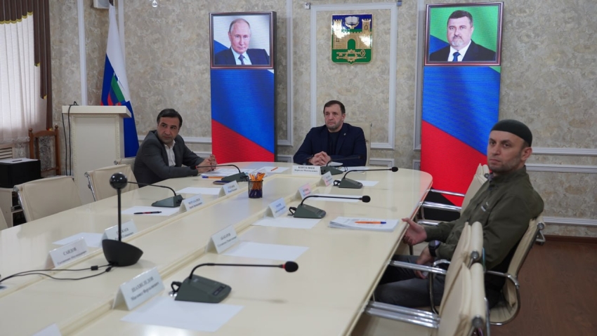Корголи Корголиев принял участие в совещании по вопросам ведения государственного адресного реестра