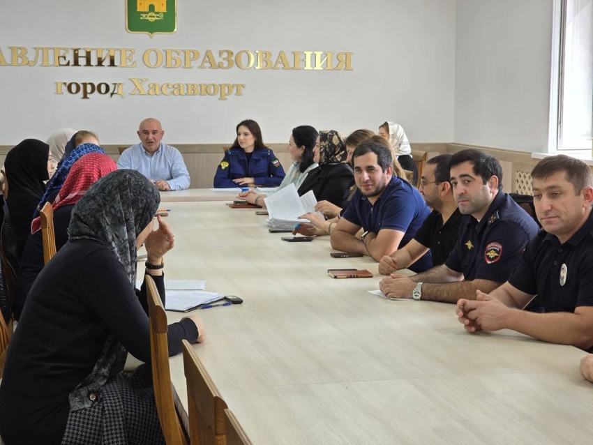 В Хасавюрте состоялось заседание Комиссии по делам несовершеннолетних и защите их прав